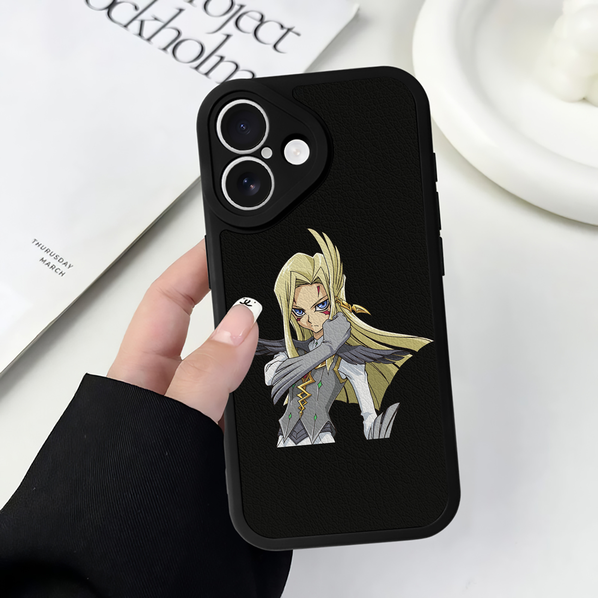 遊☆戯☆王 Yu-Gi-Oh! 【iPhone 16シリーズ対応】シリコンスマホケース（レザー調） 材質：シリコン